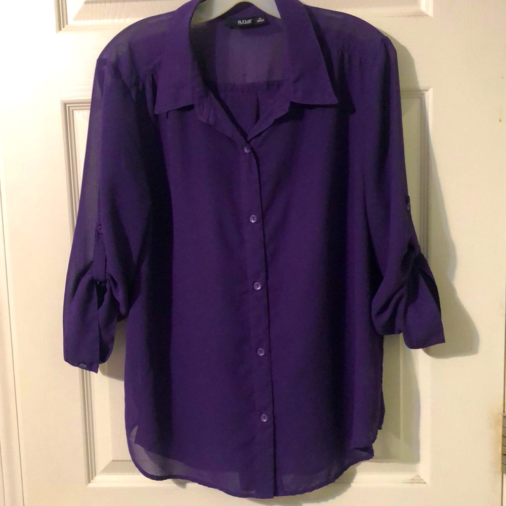 Purple sheer 3/4 sleeve blouse. Size XL. GUC.